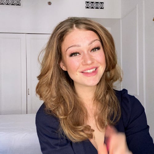 Nikkita L
