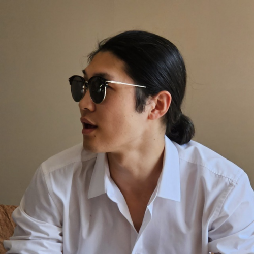 Kunhee K