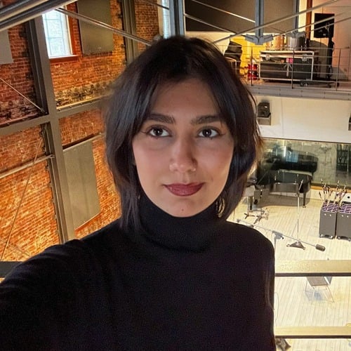 Arina H.