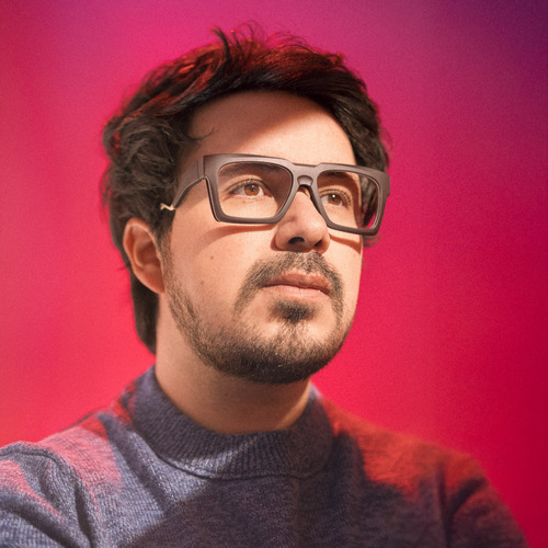 Alejandro C