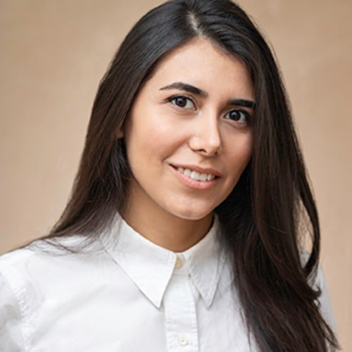 Roya E.