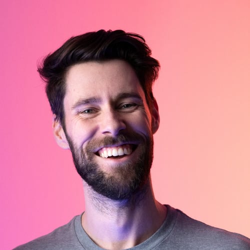 Chris R.