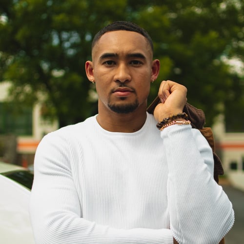 Gabriel L