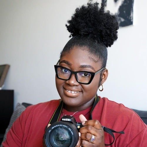 Ihana B.