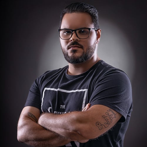 Vinicius S