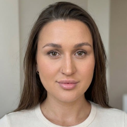 Ilona A