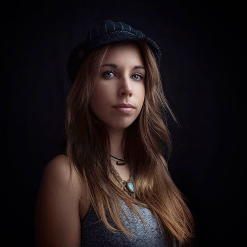 Anna L