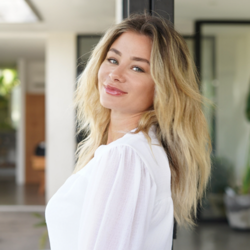 Laura S.