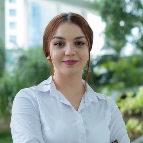 Zeynep Y.