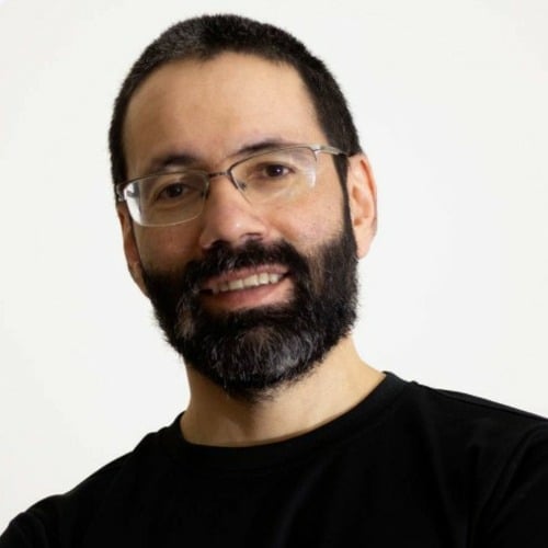 Nicolas O.